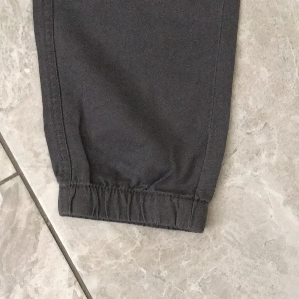 NEW - CALVIN KLEIN Women Charcoal Jogger Pants | 0